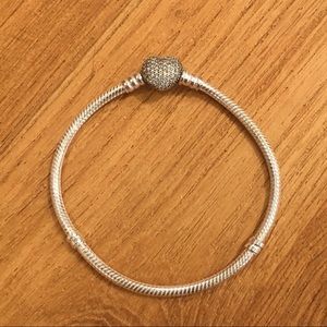 PANDORA | Sparkling Heart Clasp Bracelet 7.5”